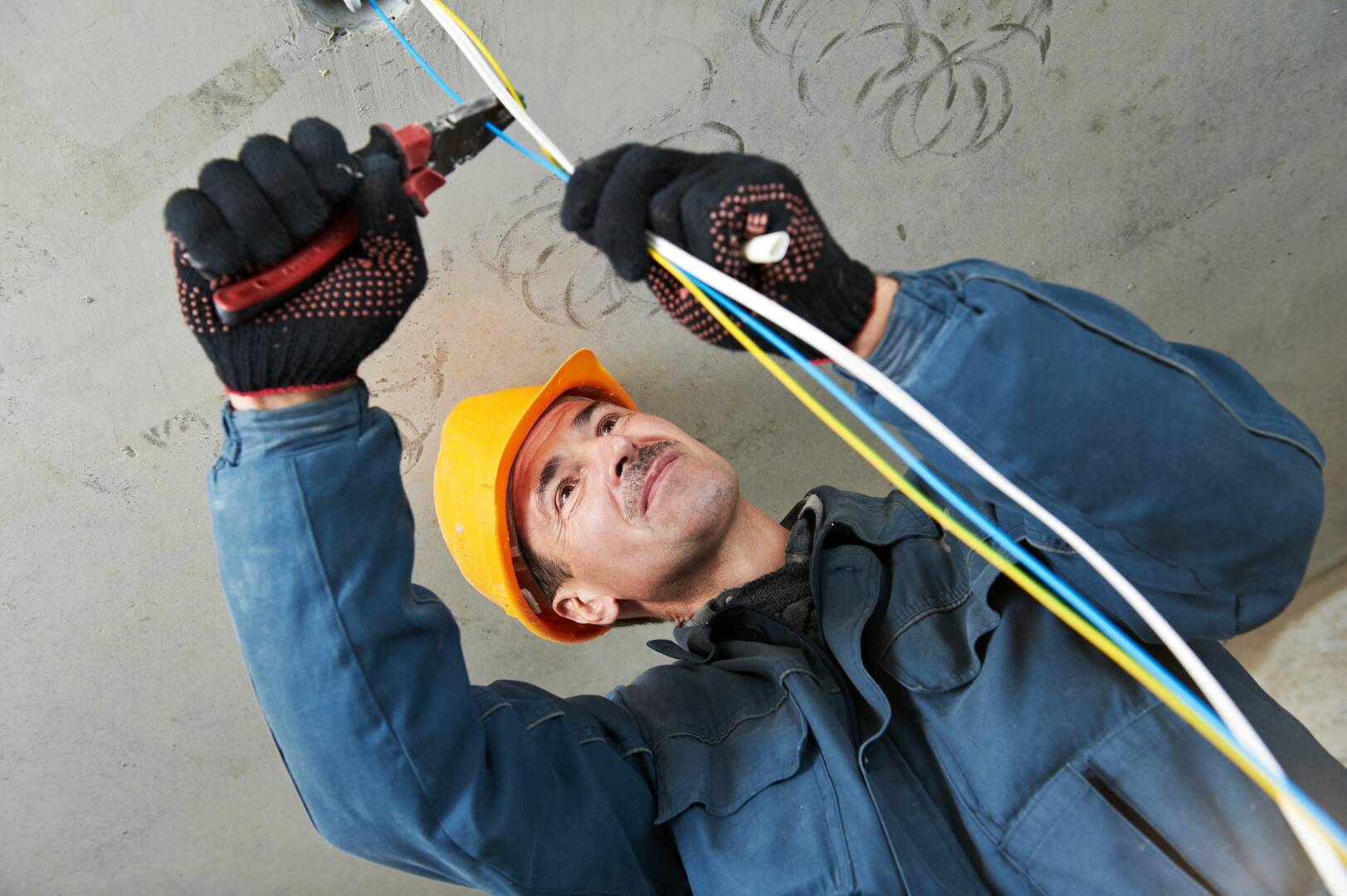 Family Electric Inc